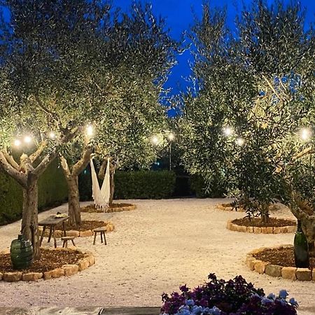 I Cinque Trulli With Swimming Pool Martina Franca Exterior foto