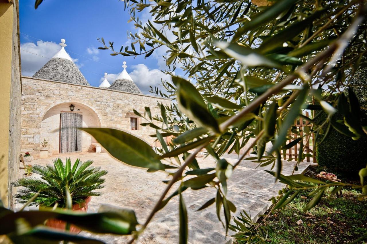 I Cinque Trulli With Swimming Pool Martina Franca Exterior foto