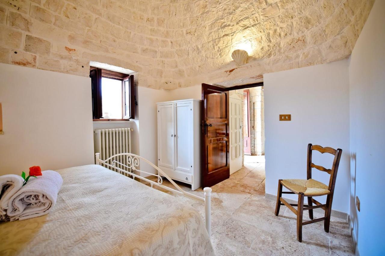I Cinque Trulli With Swimming Pool Martina Franca Exterior foto