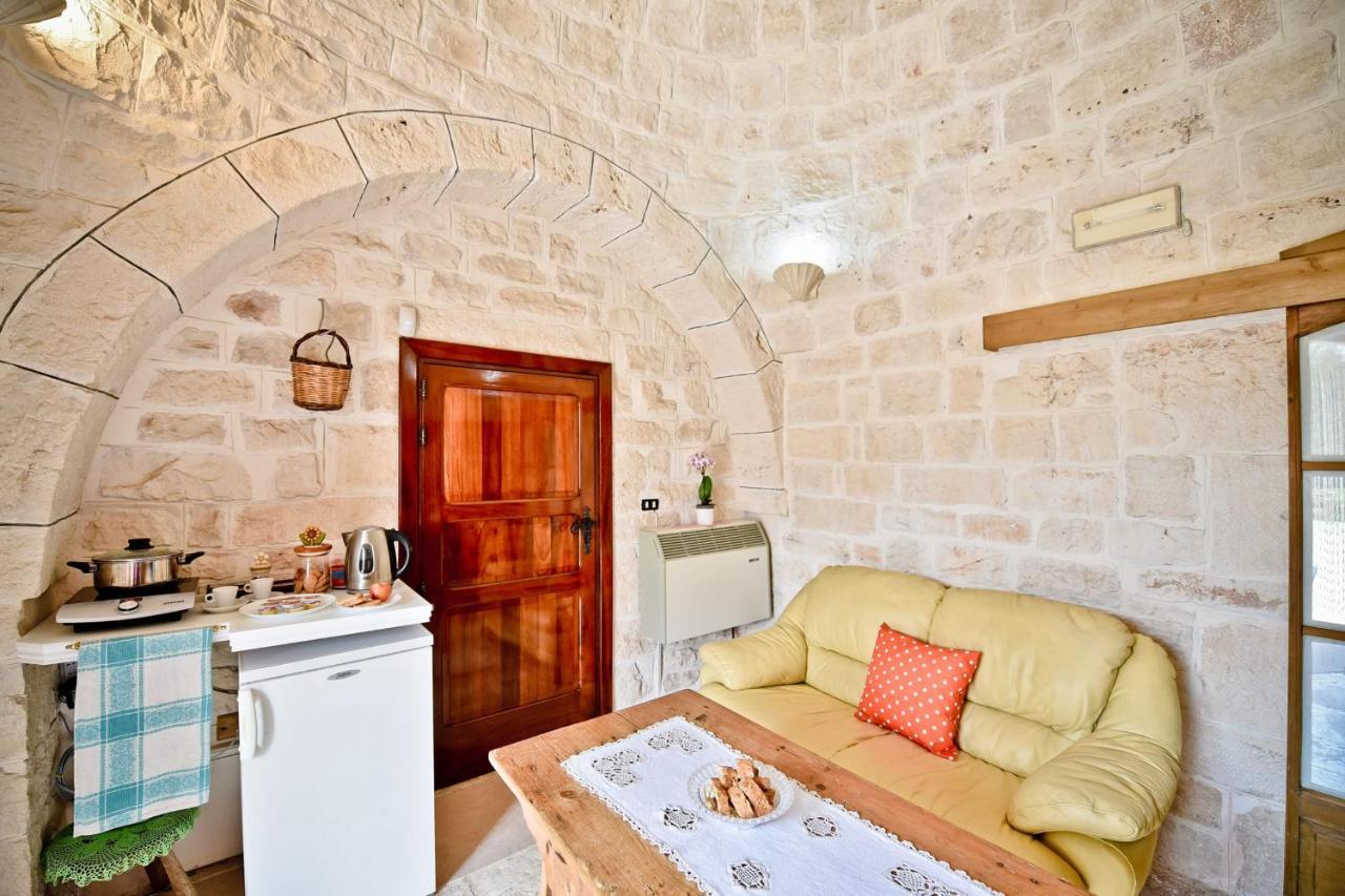 I Cinque Trulli With Swimming Pool Martina Franca Exterior foto